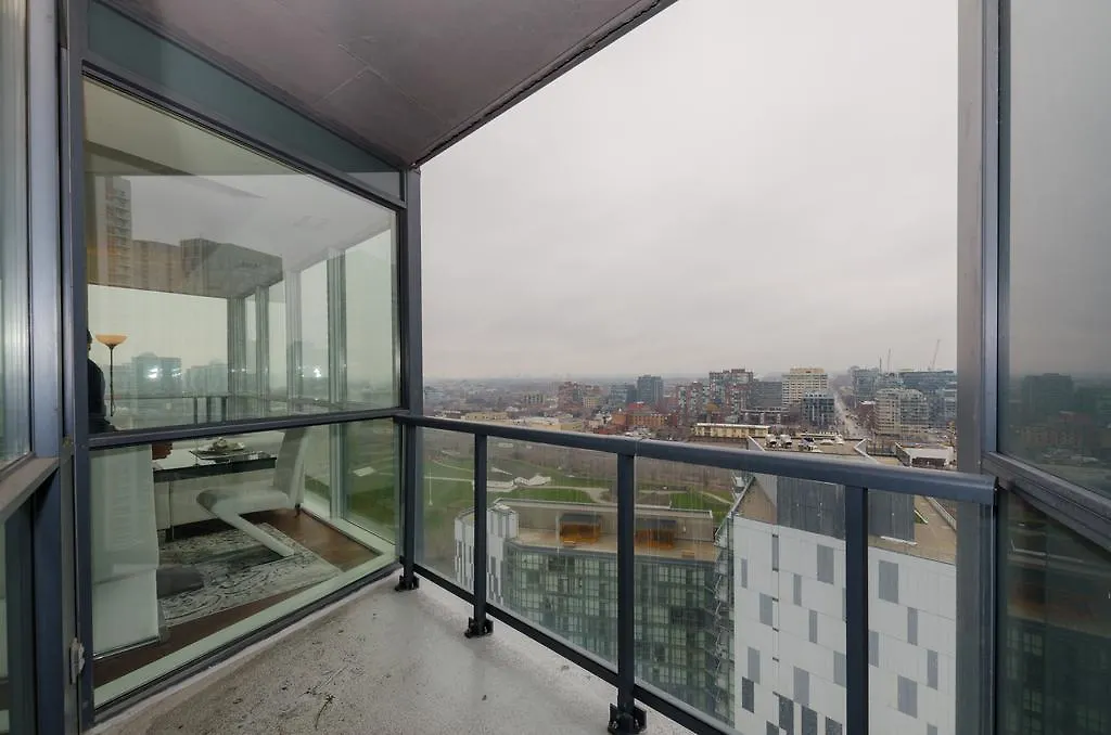 Grand Royal Condos - Торонто Апартаменты